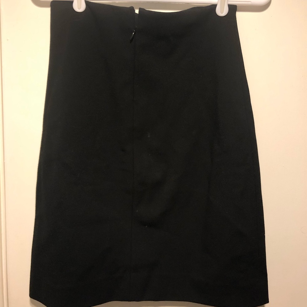 Black Everlane ponte pencil skirt